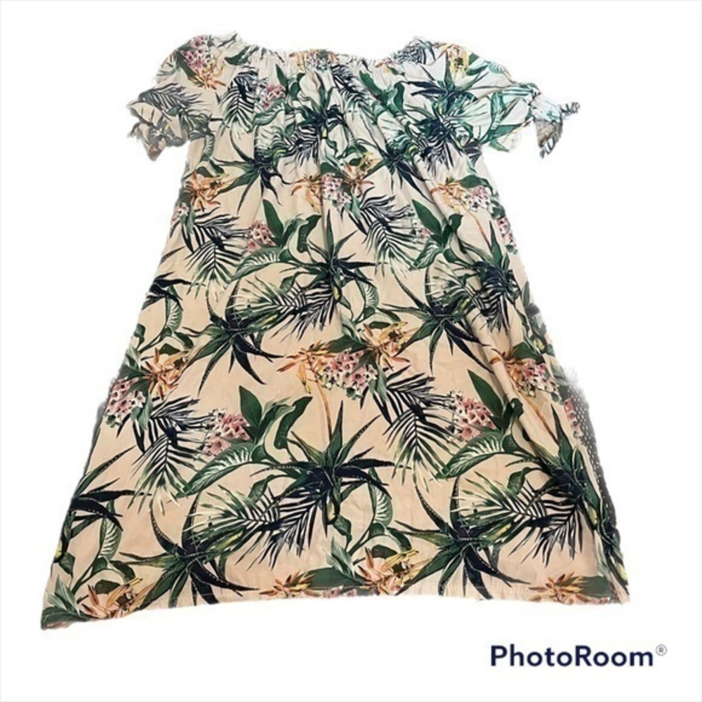 Pistache tropical off the shoulder dress